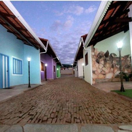 Loft Vila Do Sossego Hotel Pirenopolis Exterior photo